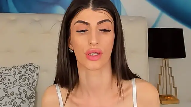 SkinnyDolly online show from March 16, 2025, 3:47 am