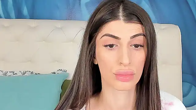 SkinnyDolly online show from January 9, 2026, 8:43 pm