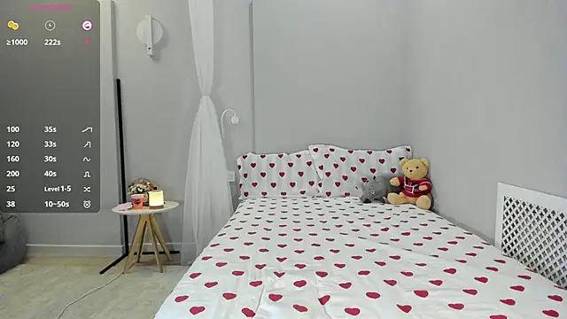 Hensuan online show from October 23, 2025, 8:07 pm