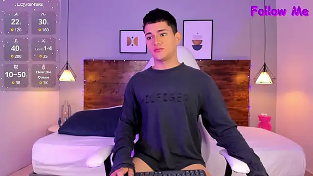 Snapshot of ander_deimond_ chatting on February 6, 2025, 1:21 pm ander deimond  online show from February 6, 2025, 1:21 pm