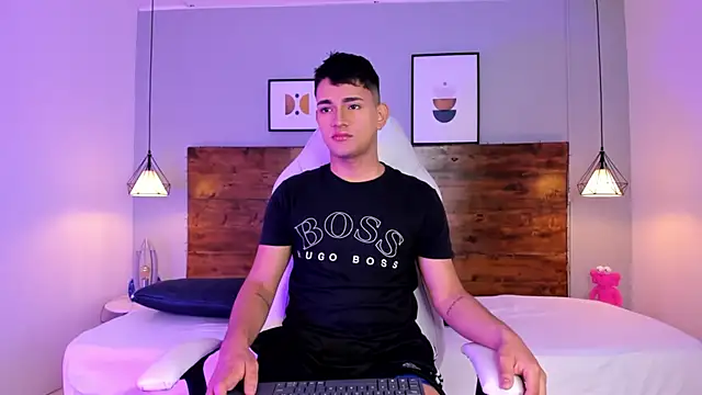 Snapshot of ander_deimond_ chatting on February 10, 2025, 1:22 pm ander deimond  online show from February 10, 2025, 1:22 pm