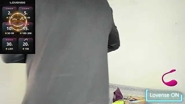 Snapshot of ander_deimond_ chatting on October 15, 2025, 1:33 pm ander deimond  online show from October 15, 2025, 1:33 pm