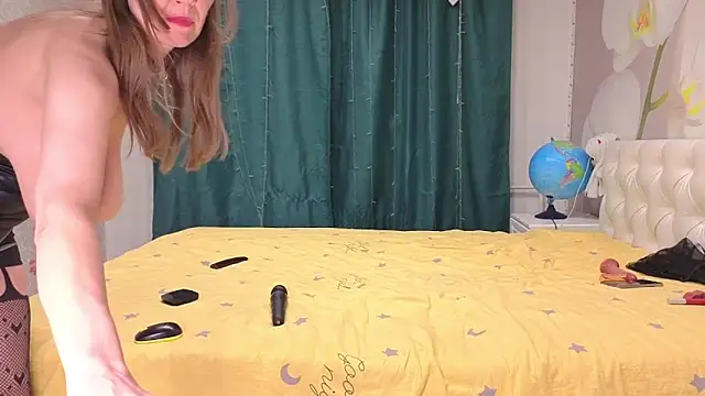 katerinapree online show from April 19, 2026, 6:54 pm