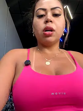 lariic online show from October 1, 2025, 6:36 pm