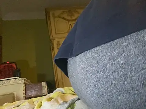 emylolo9 online show from February 8, 2025, 11:55 pm