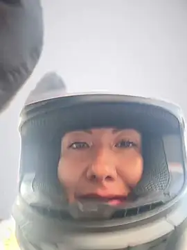 im lorein online show from February 5, 2025, 12:06 pm