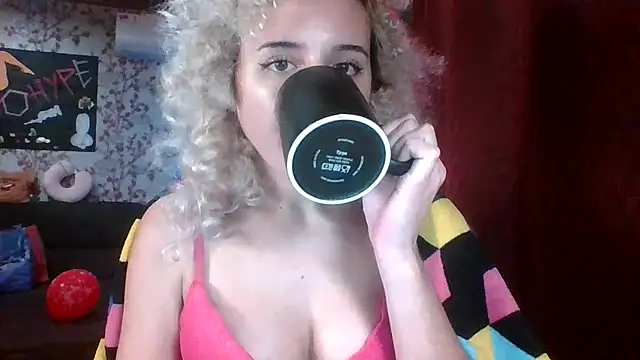 Puregirlaa online show from January 23, 2025, 7:40 pm