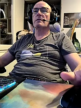 bogland33 online show from February 27, 2025, 7:47 pm