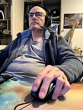 bogland33 online show from March 20, 2025, 7:04 pm