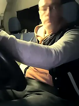 bogland33 online show from October 10, 2025, 10:31 pm