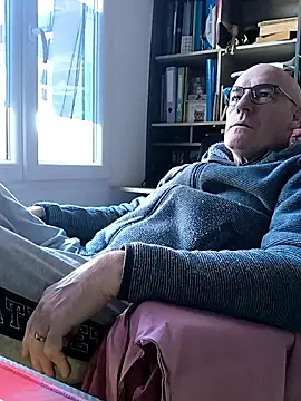 bogland33 online show from January 11, 2026, 2:44 pm