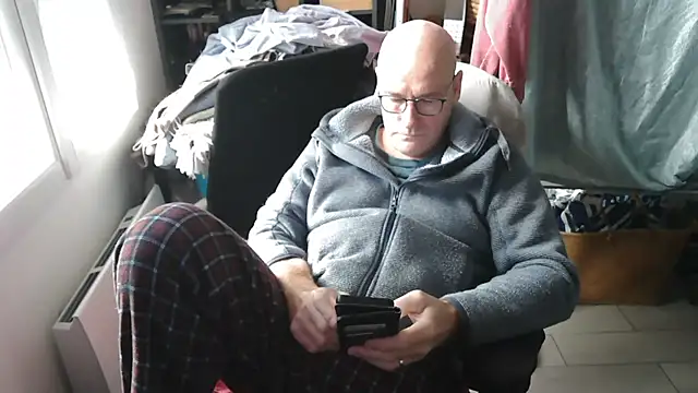 bogland33 online show from February 1, 2026, 1:09 pm