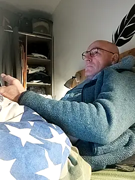 bogland33 online show from March 1, 2026, 7:16 pm