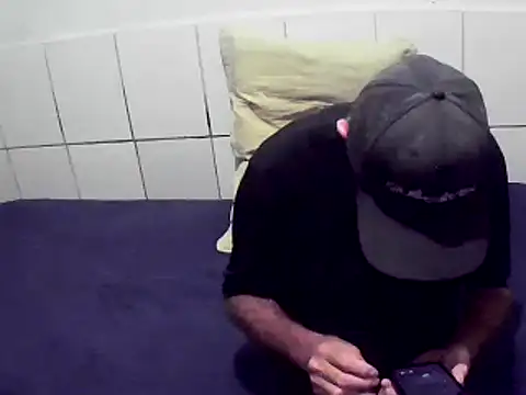 pierdona online show from April 10, 2026, 8:35 pm