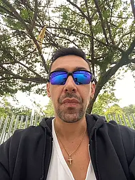 dantedesirexx online show from September 29, 2025, 3:28 pm