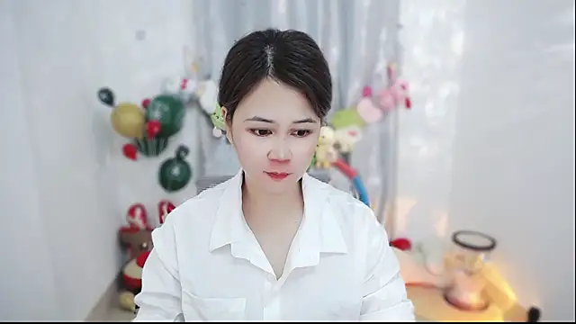 Fan ting online show from February 15, 2026, 11:30 am