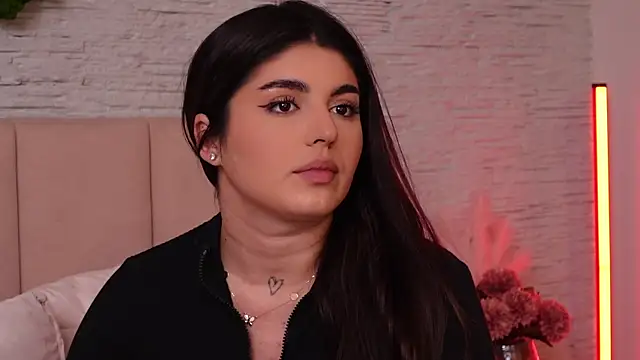 RachelSwaan online show from December 9, 2024, 11:04 am