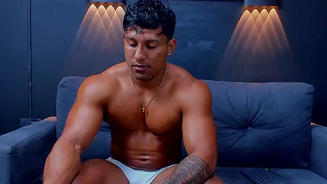 CallumMuscle online show from March 4, 2025, 2:32 pm