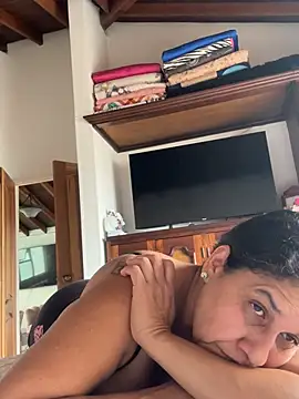 siri duque online show from May 13, 2026, 5:43 pm