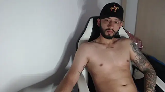 maxXximo777 online show from March 18, 2025, 4:59 pm