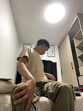 Leo bunny hot online show from January 28, 2025, 2:53 am