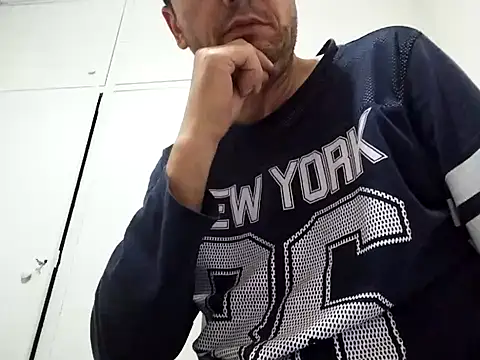 kopgelhadi online show from March 5, 2025, 7:06 pm