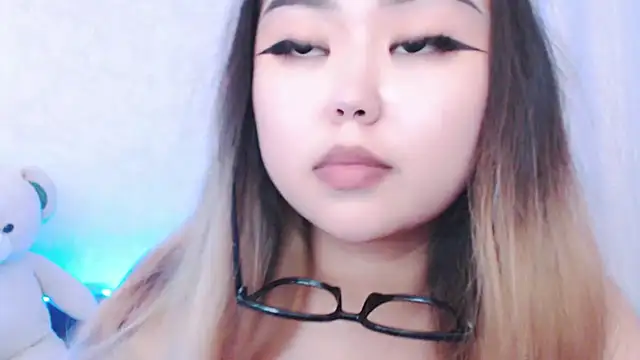 Snapshot of amelia_sunlight chatting on June 27, 2026, 4:12 pm amelia sunlight online show from June 27, 2026, 4:12 pm