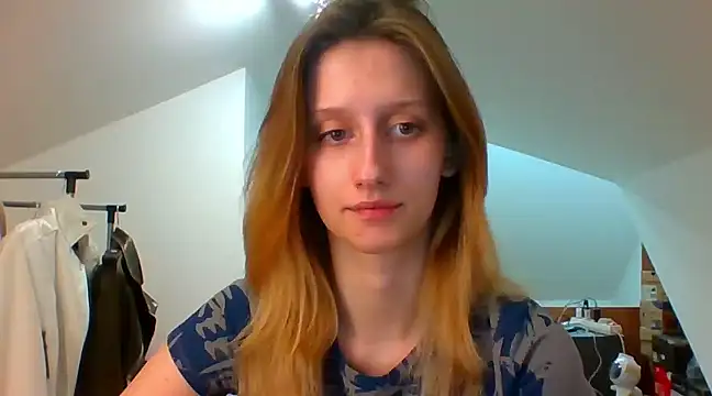 LUNA delight online show from February 12, 2025, 6:19 pm