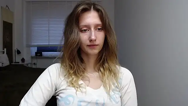 LUNA delight online show from October 1, 2025, 5:24 am