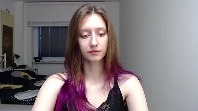 LUNA delight online show from November 3, 2025, 6:47 am