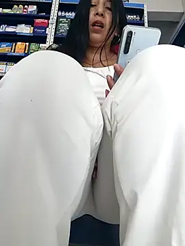 Megan jennerr online show from September 20, 2025, 3:24 pm