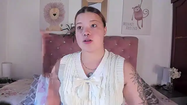 CelessteRedds online show from October 31, 2025, 11:44 am