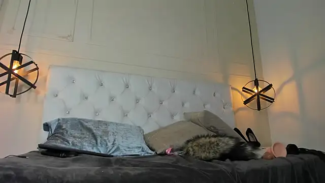 Snapshot of Slut_Milf_ chatting on January 17, 2025, 1:36 am Slut Milf  online show from January 17, 2025, 1:36 am