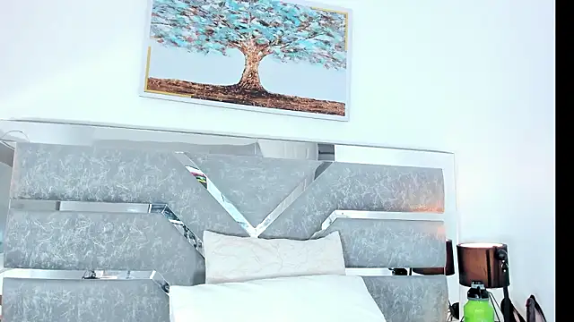 Slut Milf  online show from February 24, 2026, 7:23 pm