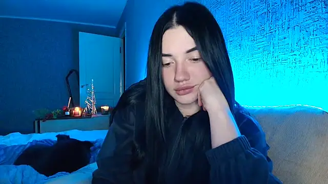 Liana diva online show from December 3, 2025, 8:29 pm