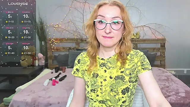 MadissonKiss online show from March 17, 2025, 5:23 am