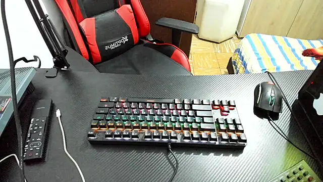 Calihotcaliente277 online show from February 22, 2025, 11:57 am