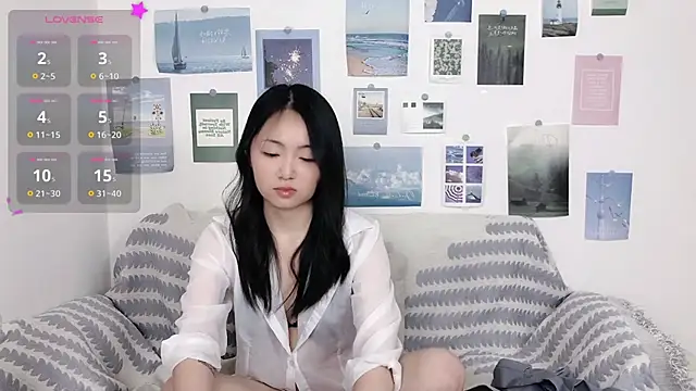 LiLiYbaby online show from January 5, 2025, 6:56 pm