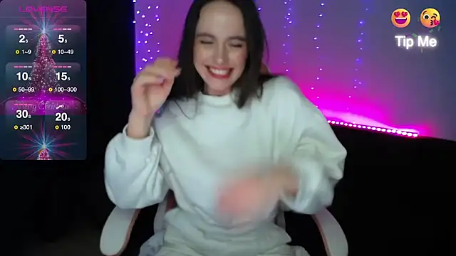 Emillias online show from January 27, 2025, 2:24 pm