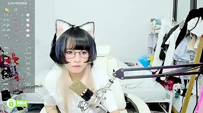 RassieRaph online show from March 10, 2025, 4:03 pm