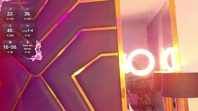 SamanthaPierce online show from April 23, 2026, 4:46 am