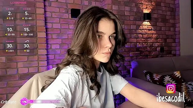 adriana allien online show from January 20, 2025, 10:37 pm