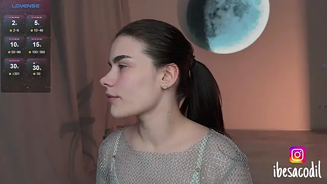 adriana allien online show from May 4, 2026, 9:44 pm