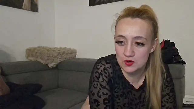 LoveXAddict online show from April 12, 2026, 8:47 pm