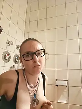 Sexy-Milf-Big online show from May 21, 2026, 7:21 pm