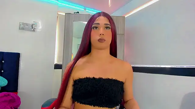 Hellen moons   online show from September 30, 2025, 7:19 pm