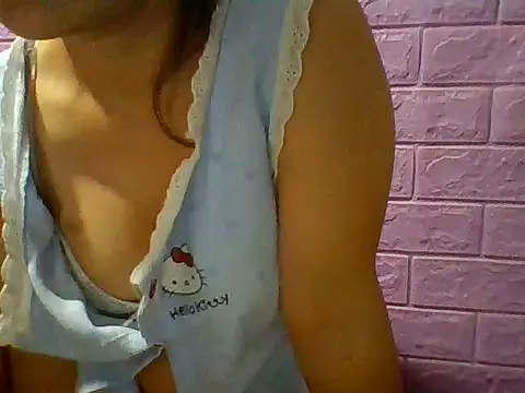 Mimi18x online show from July 22, 2026, 3:53 am