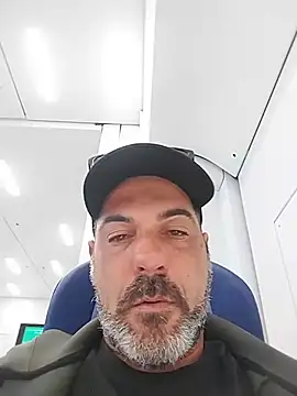 Snapshot of affascino chatting on June 12, 2026, 5:06 am affascino online show from June 12, 2026, 5:06 am