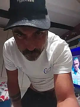 Snapshot of affascino chatting on June 14, 2026, 10:45 pm affascino online show from June 14, 2026, 10:45 pm
