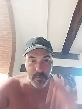 Snapshot of affascino chatting on July 27, 2026, 8:32 am affascino online show from July 27, 2026, 8:32 am